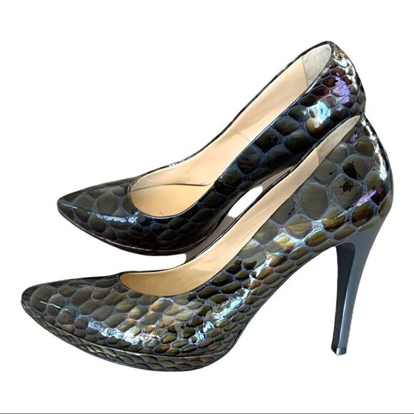 Angeleigh Anastasio Snakeskin Print - Picture 1 of 5